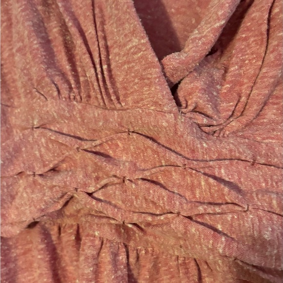 POSTPARTUM BREASTFEEDING T SHIRT ANTHROPOLOGIE - Picture 3 of 3